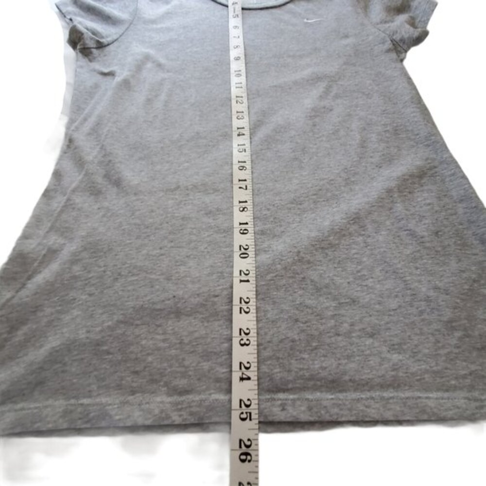 Nike Fit Dry Sports Tee Grey Embroidered Logo Women Size L - Picture 7 of 8